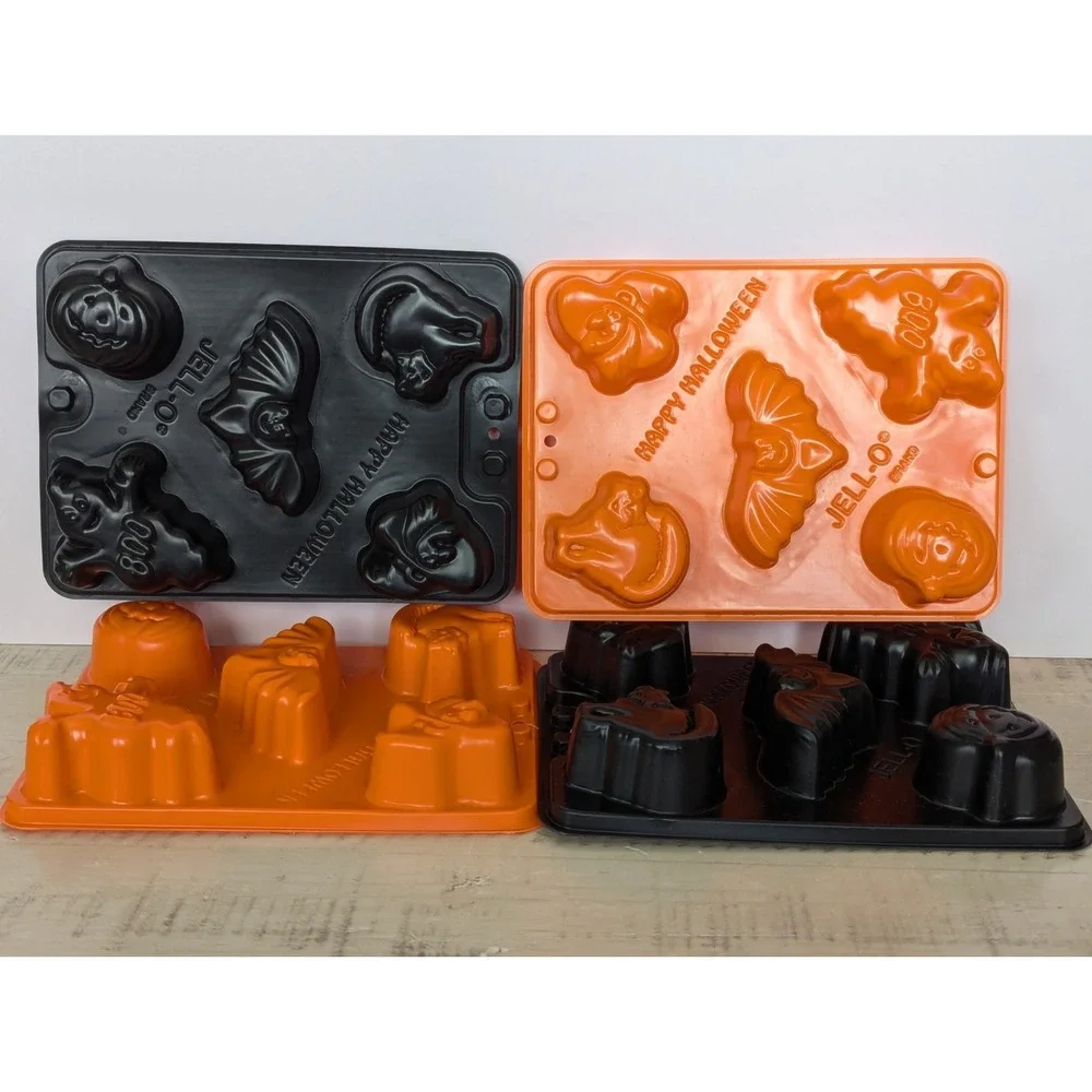 Jello Jigglers Plastic Halloween Molds Bat Cat Ghost Witch Pumpkin 4 Trays